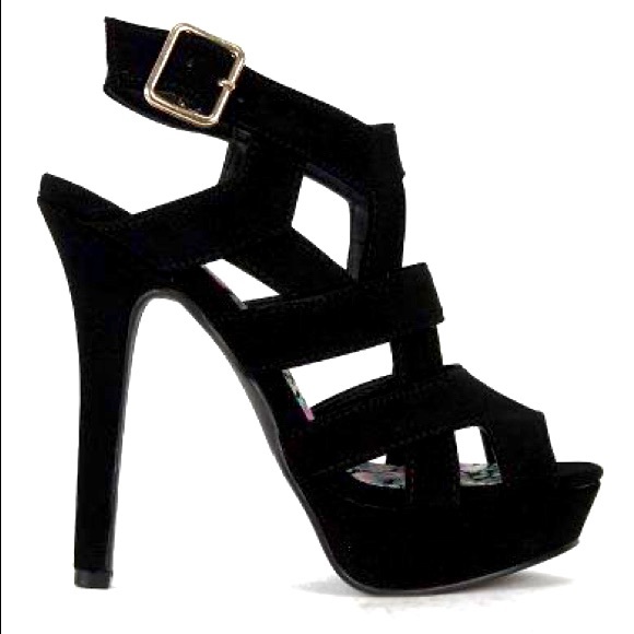 Qupid Shoes - Qupid Women’s Black Heels